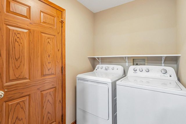 610 Hidde DRIVE, Watertown, WI 53098