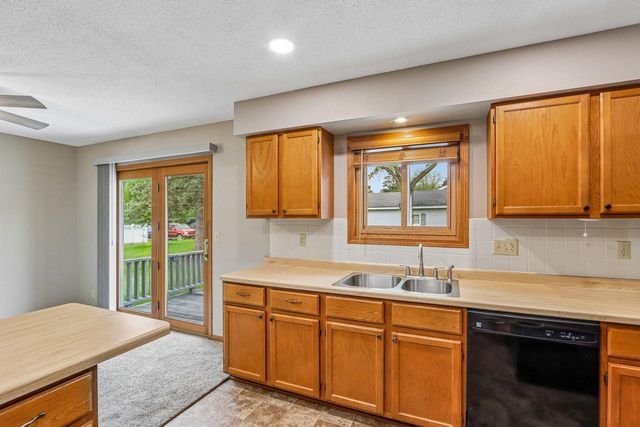 610 Hidde DRIVE, Watertown, WI 53098
