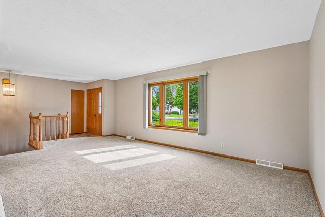 610 Hidde DRIVE, Watertown, WI 53098