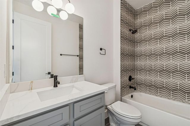 1517 E 27TH AVENUE, Tampa, FL 33605