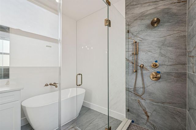 1517 E 27TH AVENUE, Tampa, FL 33605