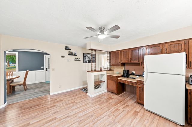 201 N Linden Street, Belle Plaine, MN 56011