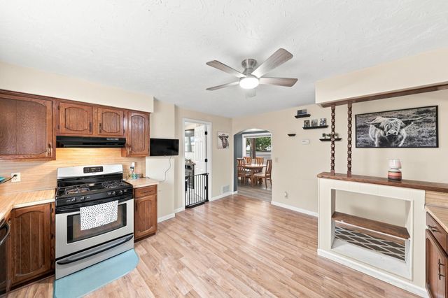 201 N Linden Street, Belle Plaine, MN 56011