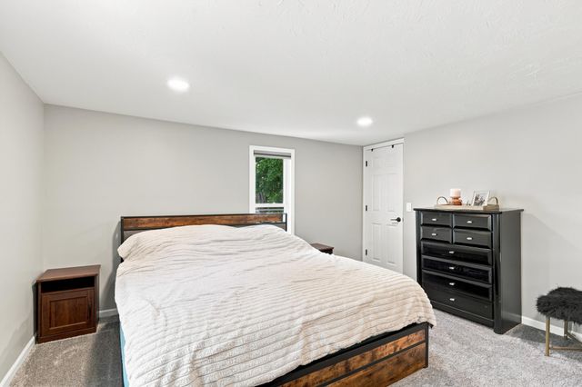 201 N Linden Street, Belle Plaine, MN 56011