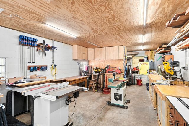 201 N Linden Street, Belle Plaine, MN 56011