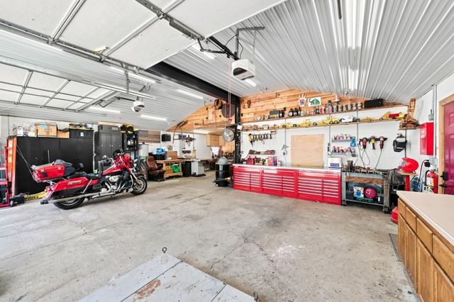 201 N Linden Street, Belle Plaine, MN 56011