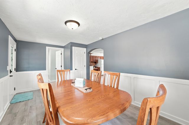 201 N Linden Street, Belle Plaine, MN 56011
