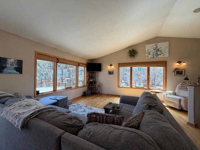 6166 Sandy Drive NE, Bemidji, MN 56601