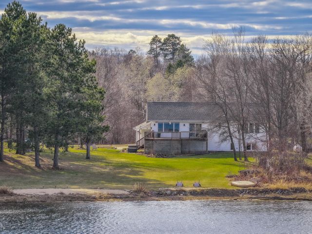 6166 Sandy Drive NE, Bemidji, MN 56601