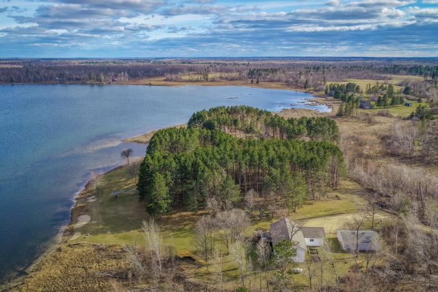6166 Sandy Drive NE, Bemidji, MN 56601