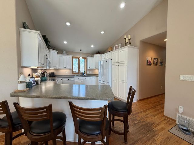 6166 Sandy Drive NE, Bemidji, MN 56601