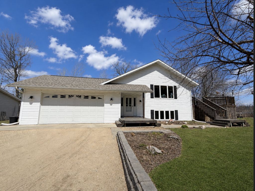 6166 Sandy Drive NE, Bemidji, MN 56601