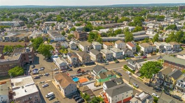 860 Garden St, Elizabeth City, NJ 07202