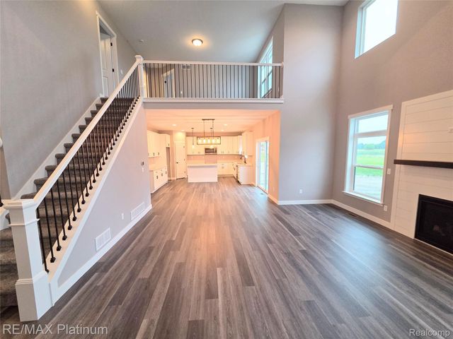 6254 Brook Stone Lane, Fenton Charter Township, MI 48451