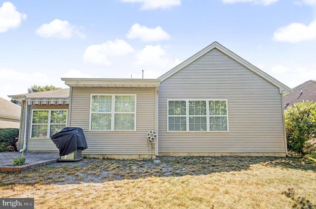 42 SEAGULL DR, Tuckerton, NJ 08087