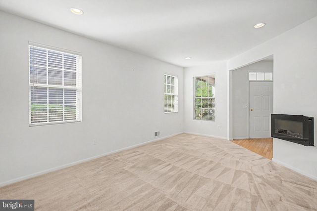 42 SEAGULL DR, Tuckerton, NJ 08087