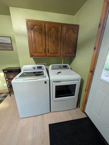 309 Englewood Drive, Roscommon, MI 48653