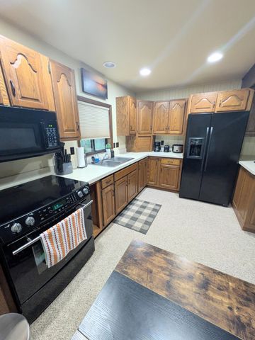 309 Englewood Drive, Roscommon, MI 48653