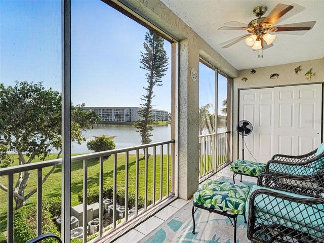 3915 LAKE BAYSHORE DRIVE 306, Bradenton, FL 34205