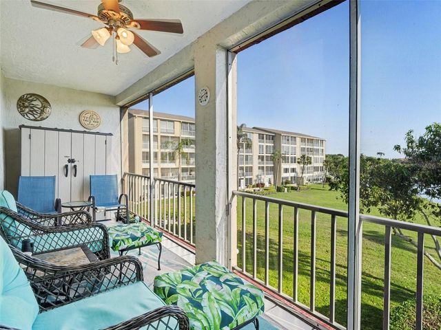 3915 LAKE BAYSHORE DRIVE 306, Bradenton, FL 34205