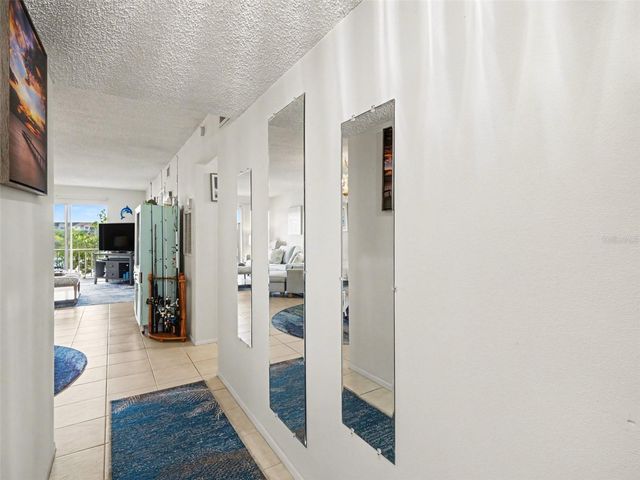 3915 LAKE BAYSHORE DRIVE 306, Bradenton, FL 34205