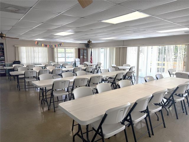 3915 LAKE BAYSHORE DRIVE 306, Bradenton, FL 34205