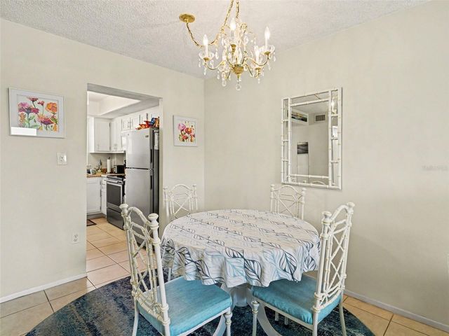 3915 LAKE BAYSHORE DRIVE 306, Bradenton, FL 34205