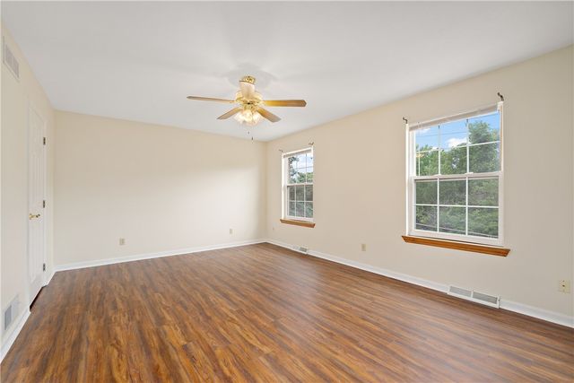 1006-1008 Middletown Road, Ingram, PA 15205
