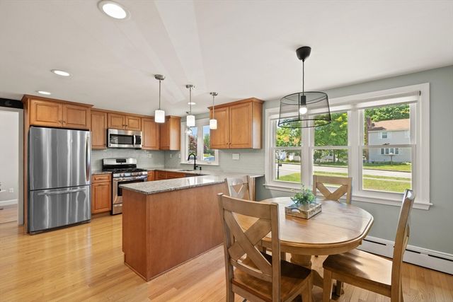 178 Webster St, Needham, MA 02494