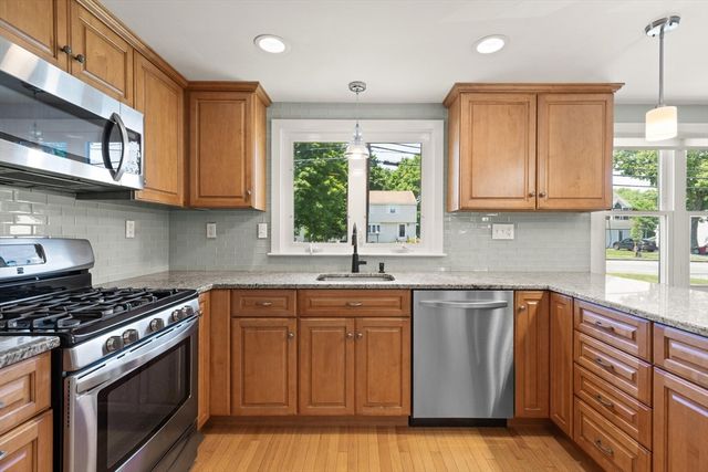 178 Webster St, Needham, MA 02494