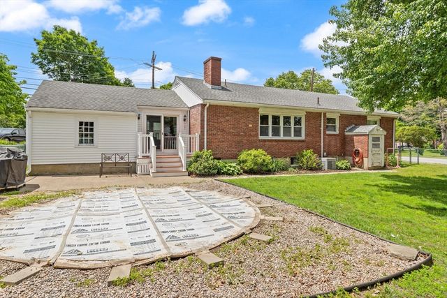 178 Webster St, Needham, MA 02494