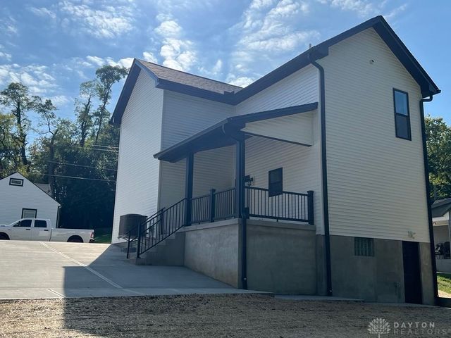 213 Locust Street, Franklin, OH 45005