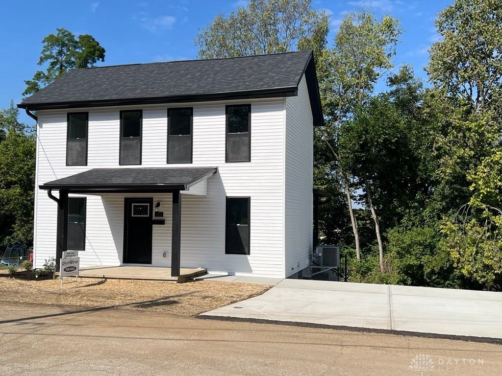 213 Locust Street, Franklin, OH 45005