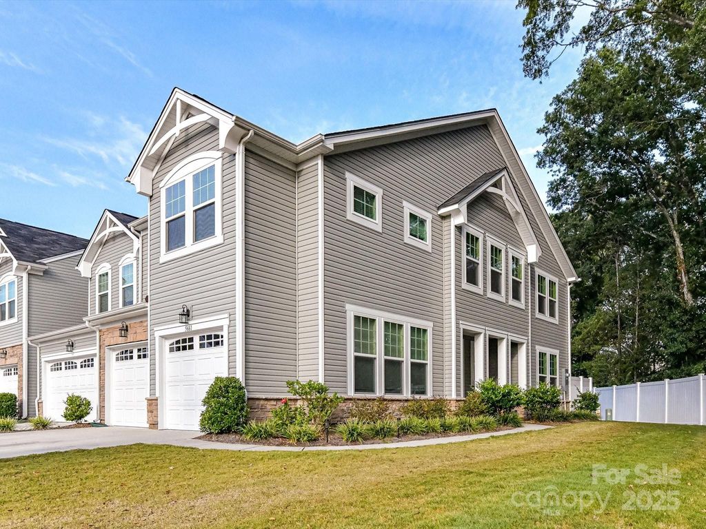 5661 De Vere Drive, Fort Mill, SC 29707