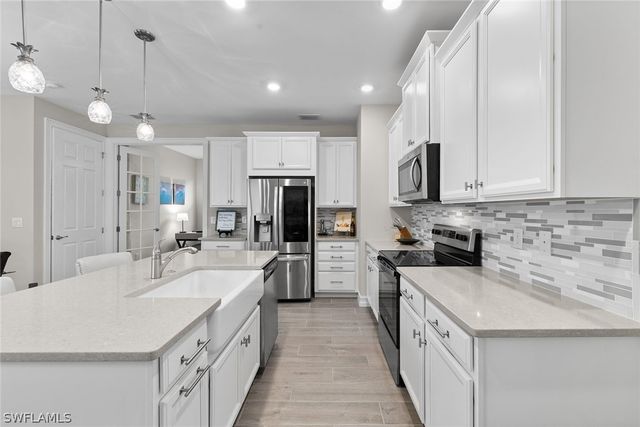 28399 Captiva Shell LOOP, Bonita Springs, FL 34135