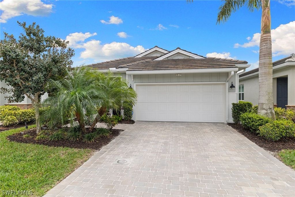28399 Captiva Shell LOOP, Bonita Springs, FL 34135