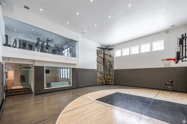 1230 S EAGLE NEST DR, Woodland Hills, UT 84653