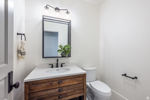 1230 S EAGLE NEST DR, Woodland Hills, UT 84653