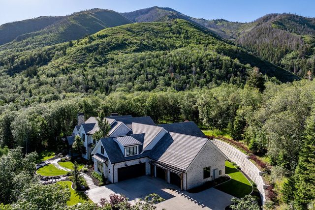 1230 S EAGLE NEST DR, Woodland Hills, UT 84653