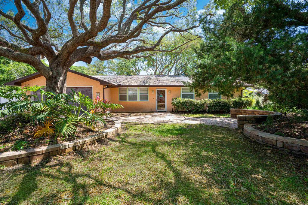 303 Third St, St Augustine, FL 32084