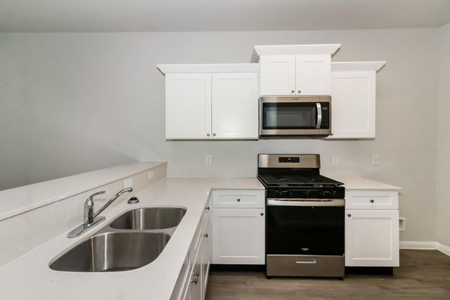 5802 Santa Bernadetta, Houston, TX 77017