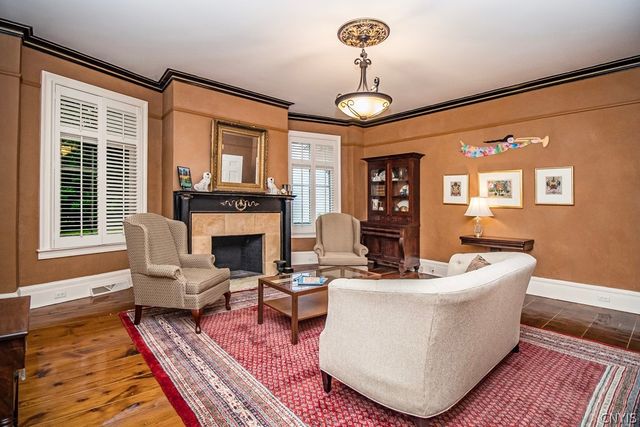 11 Albany Street, Cazenovia, NY 13035