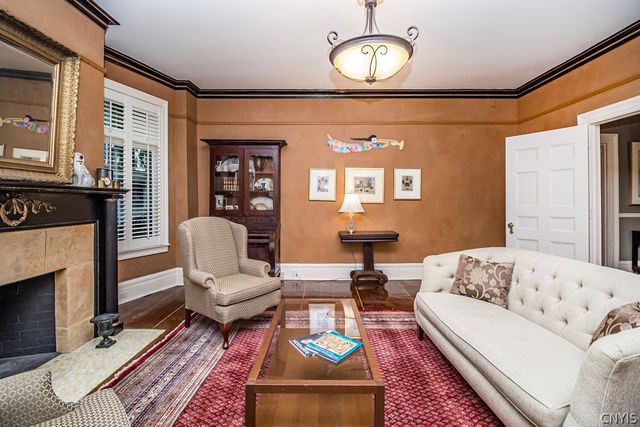 11 Albany Street, Cazenovia, NY 13035