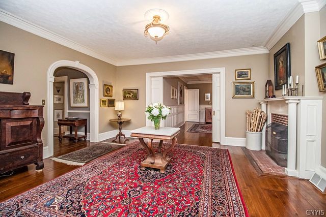 11 Albany Street, Cazenovia, NY 13035