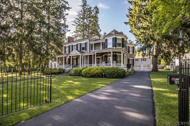 11 Albany Street, Cazenovia, NY 13035