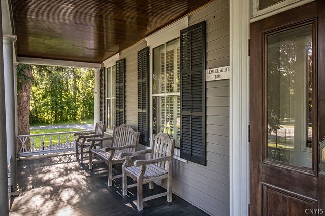 11 Albany Street, Cazenovia, NY 13035