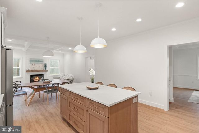 12005 PARKRIVER DR, Manassas, VA 20112