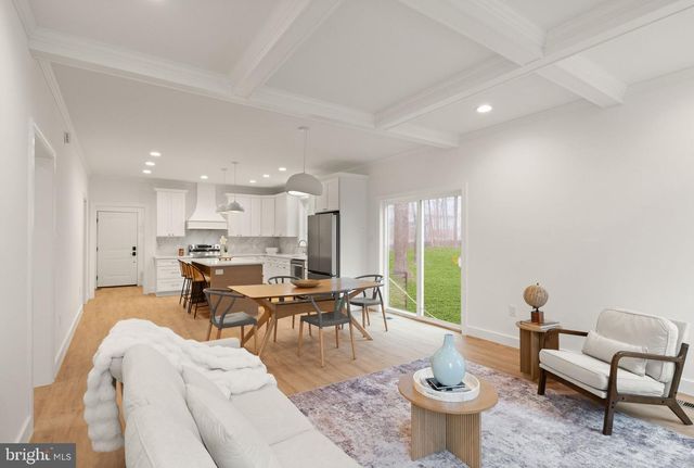 12005 PARKRIVER DR, Manassas, VA 20112