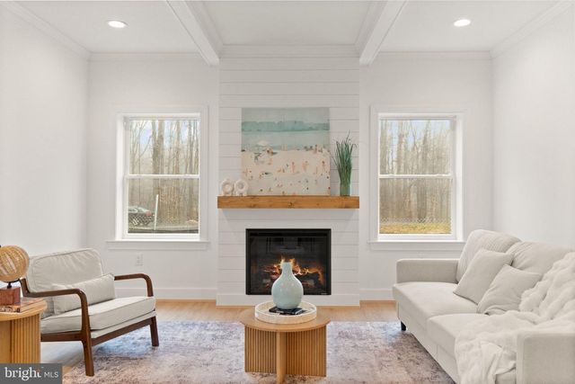 12005 PARKRIVER DR, Manassas, VA 20112