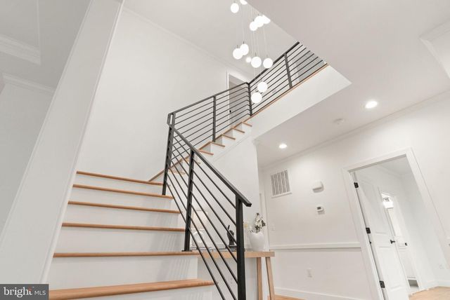 12005 PARKRIVER DR, Manassas, VA 20112